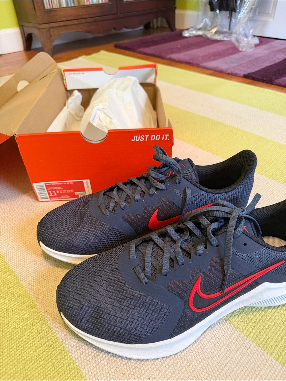 NWT Nike Downshifter Navy Running Shoes with Red Swoosh Men’s 11.5 (4E)